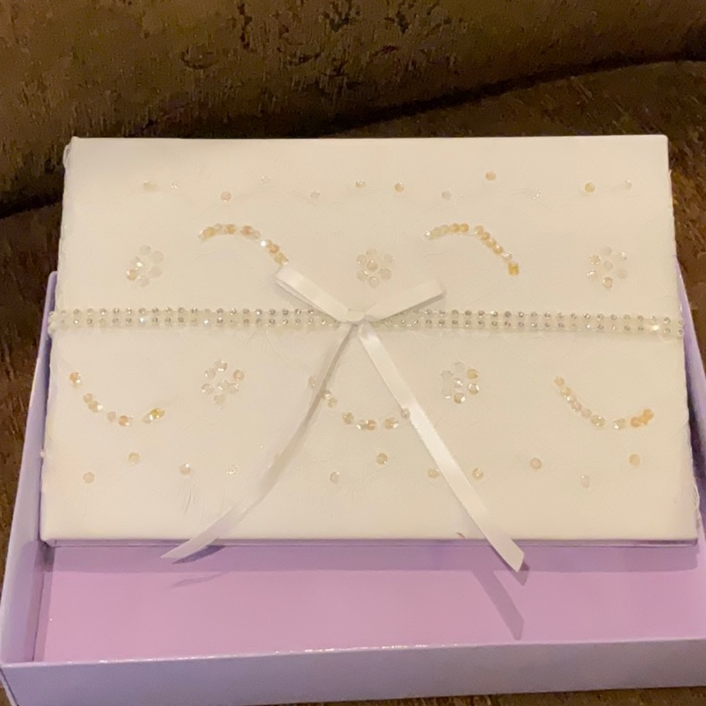 🌷BRAND NEW GUEST BOOK NWT